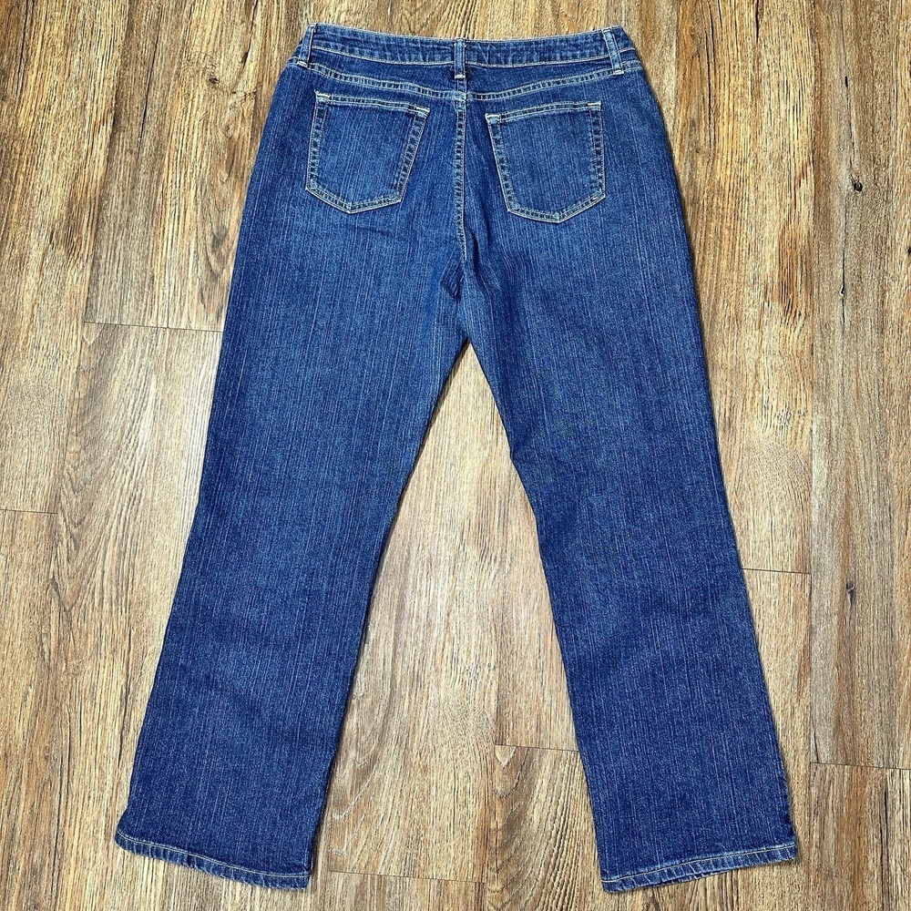 Lee Riders Womens Jeans Size 16P Relaxed Fit Blue Denim Straight Leg Cotton - Picture 7 of 10